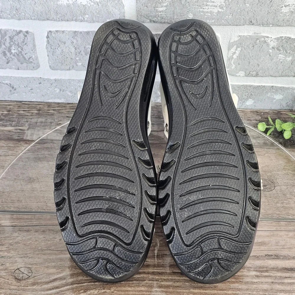 Skechers Concords Wedge Sandals Memory Foam White Embellished‎ Straps Size 8